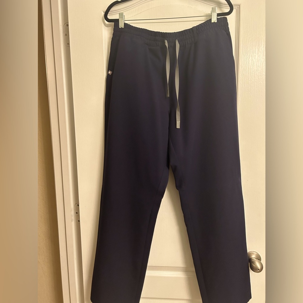 Figs women’s elastic waist XXL navy pants with 3 pocket